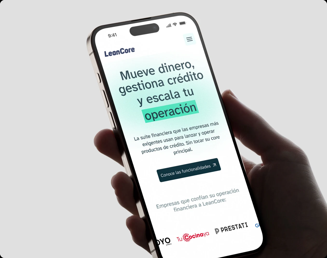 Landing de LeanCore en móvil: 'Mueve dinero, gestiona crédito y escala tu operación'