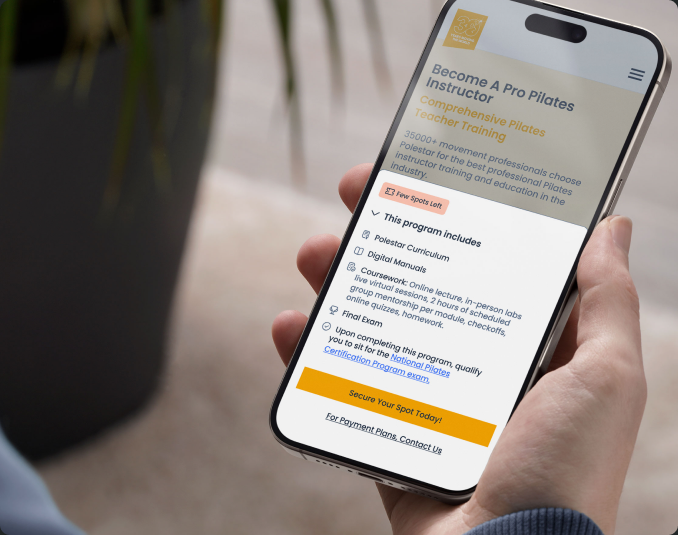 Detalle del programa de formación en la app de Polestar